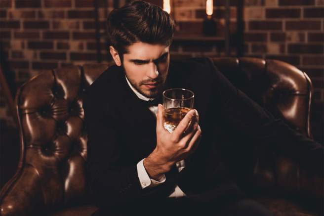 man-drinking-whiskey-768x768